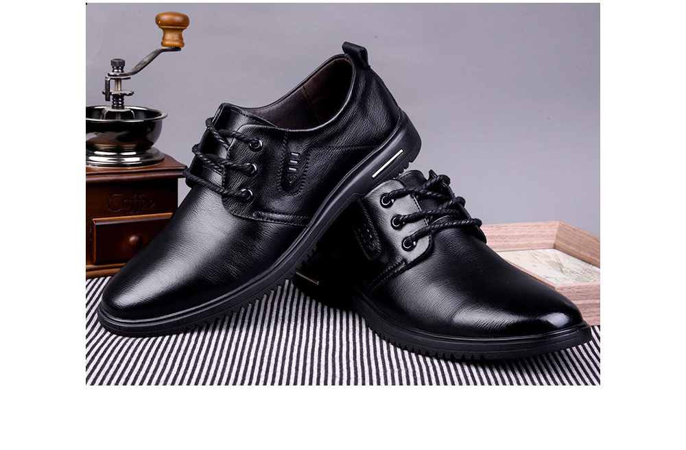 Men's Winter British Style Increased Height Casual Shoes model show